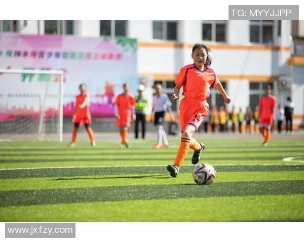 杭州足球队的拼搏之路与杯赛荣耀的背后故事