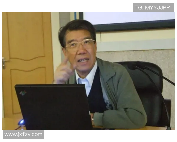 杨伟专访：从青涩少年到网球巨星的辉煌历程回顾